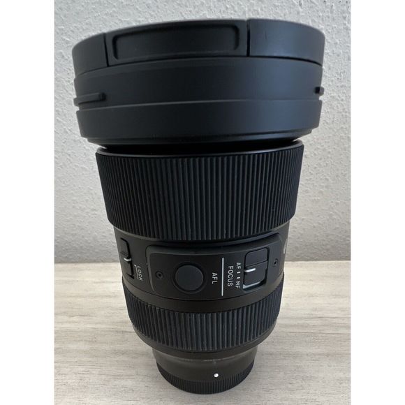 SIGMA Art 24-70mm F/2.8 DG DN (for SONY E mount) Serial #56681223 - Picture 4 of 9